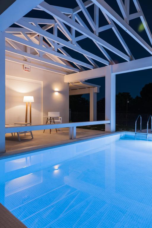 White Villas Douneika  외부 사진