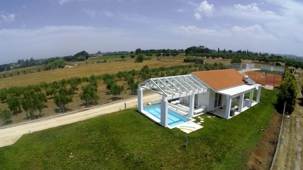 White Villas Douneika  외부 사진