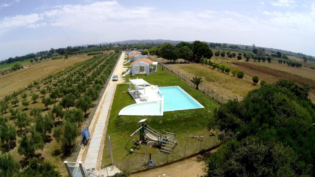 White Villas Douneika  외부 사진